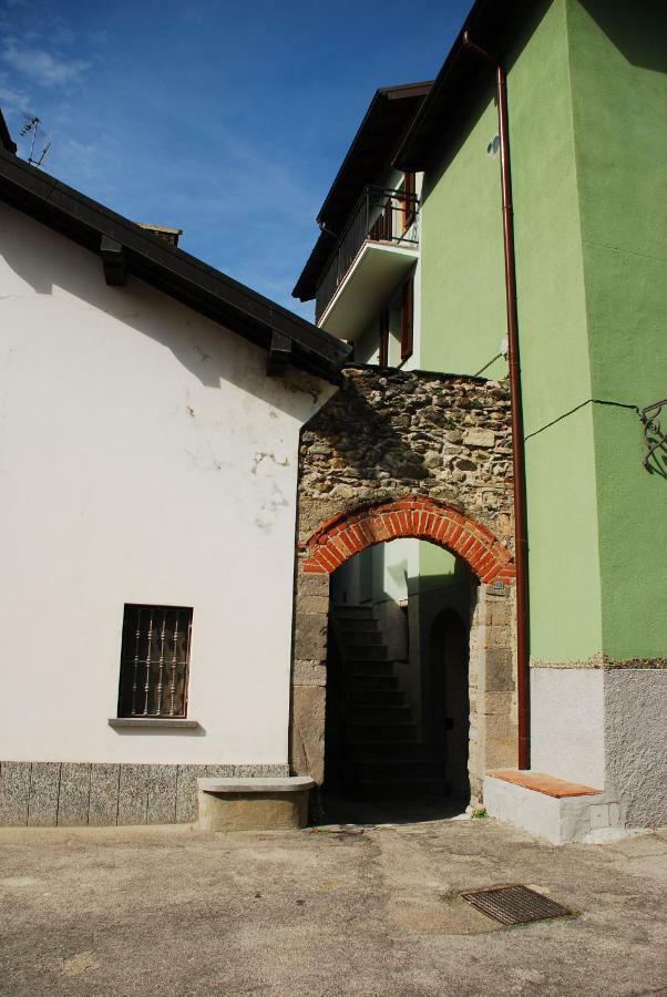Villa La Casa Del Borgo à Dervio Extérieur photo